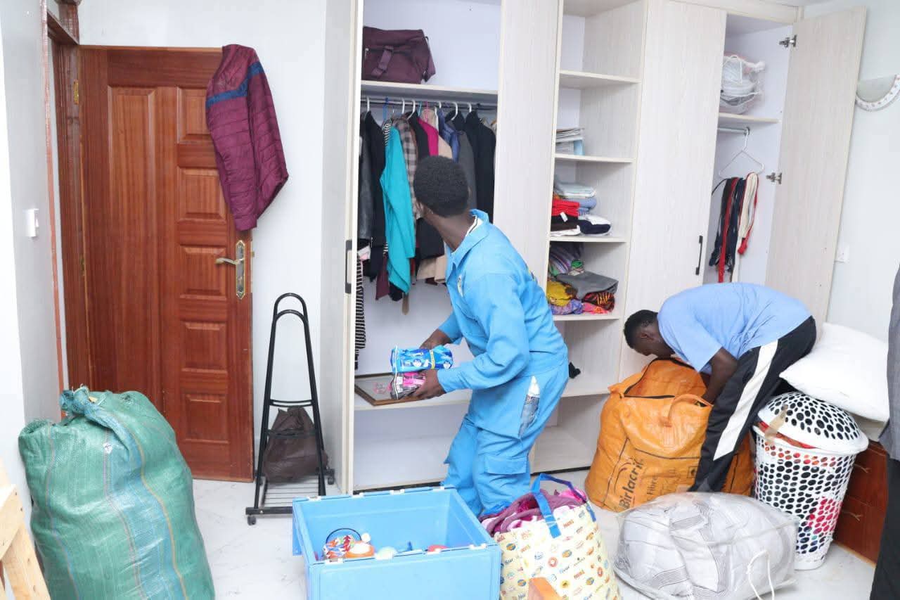 Decluttering Services